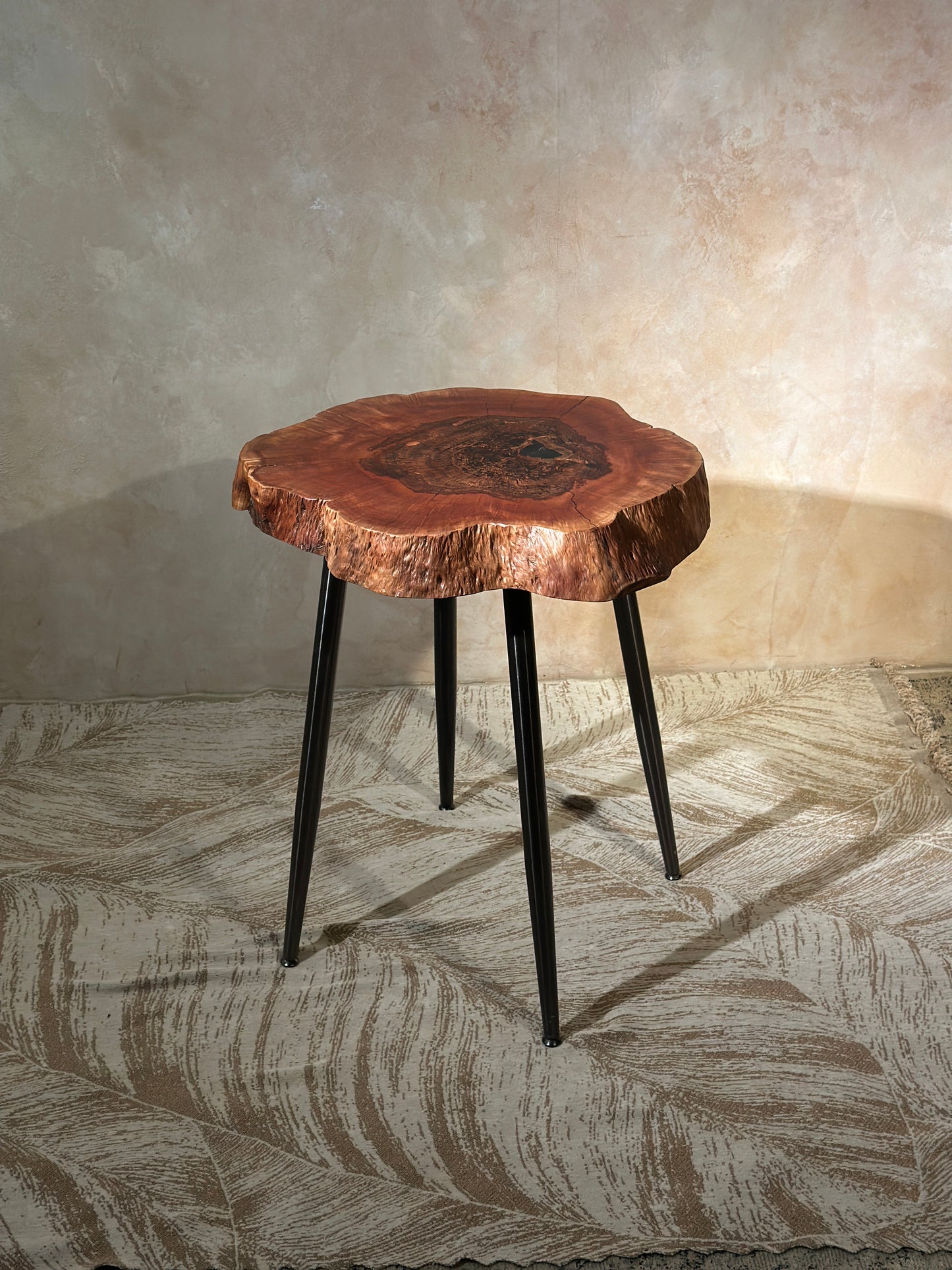 Longan Tea Table — ST‑001