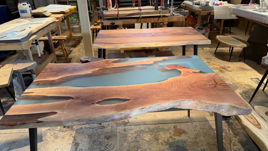 Epoxy River Dining Table 樹脂河流餐桌工作坊製作諮詢｜預約選木及設計