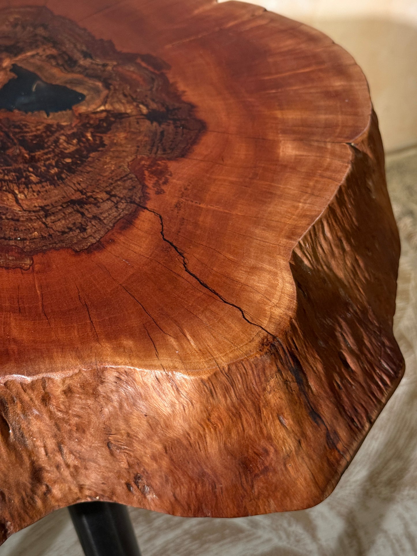 Longan Tea Table — ST‑001