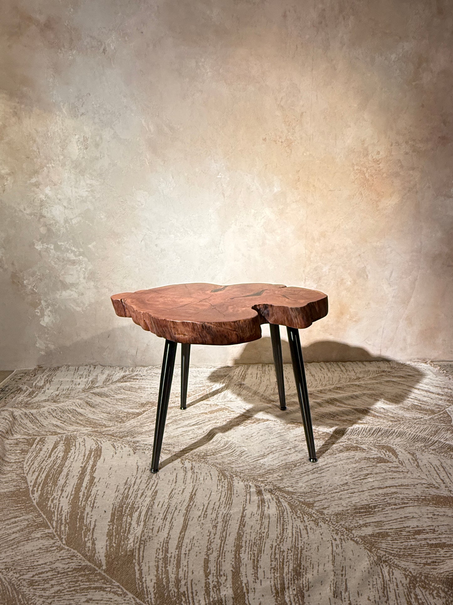 Longan Heart Tea Table — ST‑005