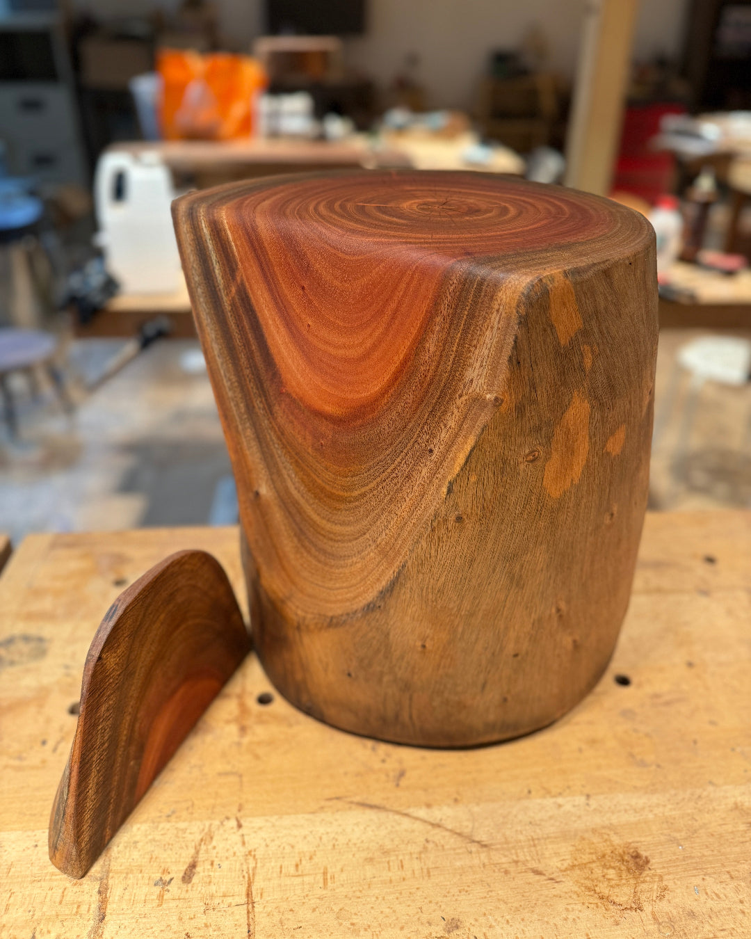 Tree stump stool workshop in Hong Kong at Timberbank – handmade solid wood stump stool
